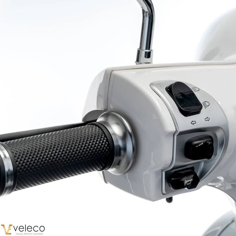 Veleco Cristal Mobility Scooter – 3 Wheel, 1000W, Road Legal