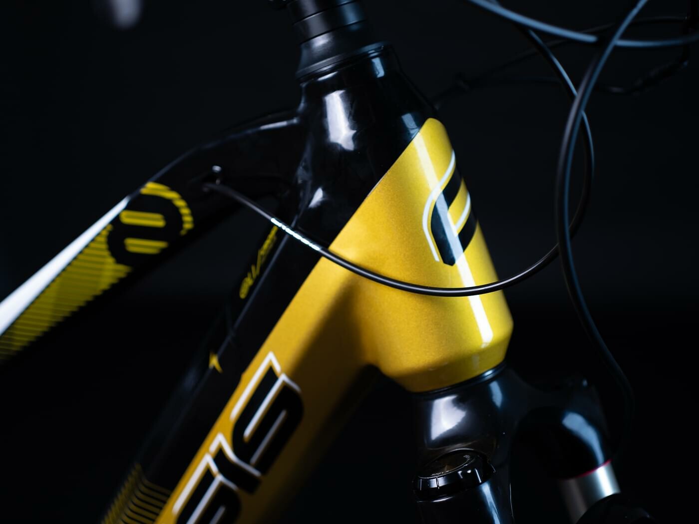 CRUSSIS OLI Cross 8.8-S